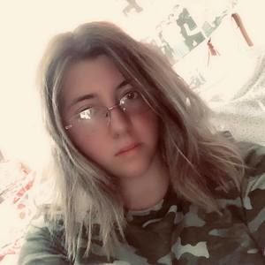 Meet your Posher, Tara